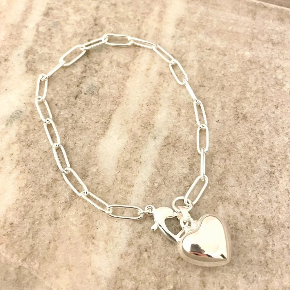 Sterling Silver Heart Pendant Bracelet Paperclip Link Bracelet Modern Bracelet - Picture 1 of 3